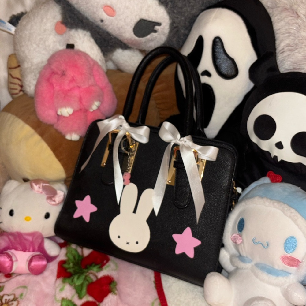 Hand painted Miffy purse